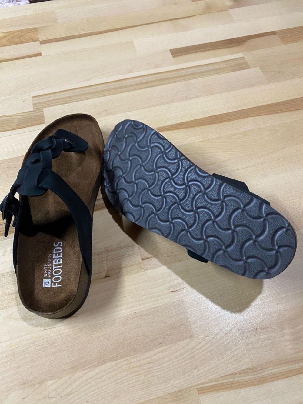 White Mountain Black Braided Thong Footbed Sandals NWOT - Picture 3 of 5